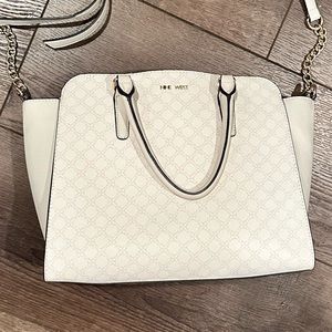 Nine West practically brand new. Great shape